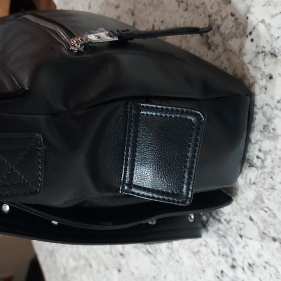 True Religion Classic Messanger Bag - Picture 5 of 11